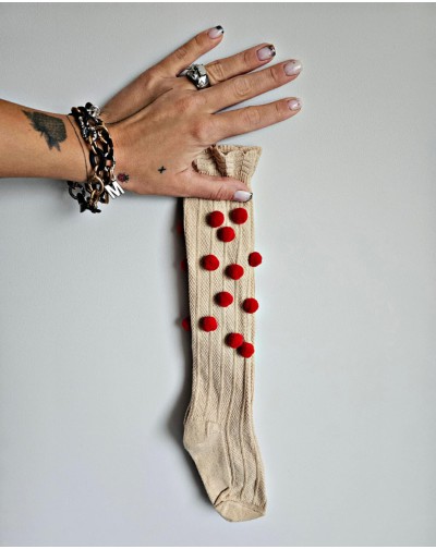 Kreminės kojinės iki kelių...